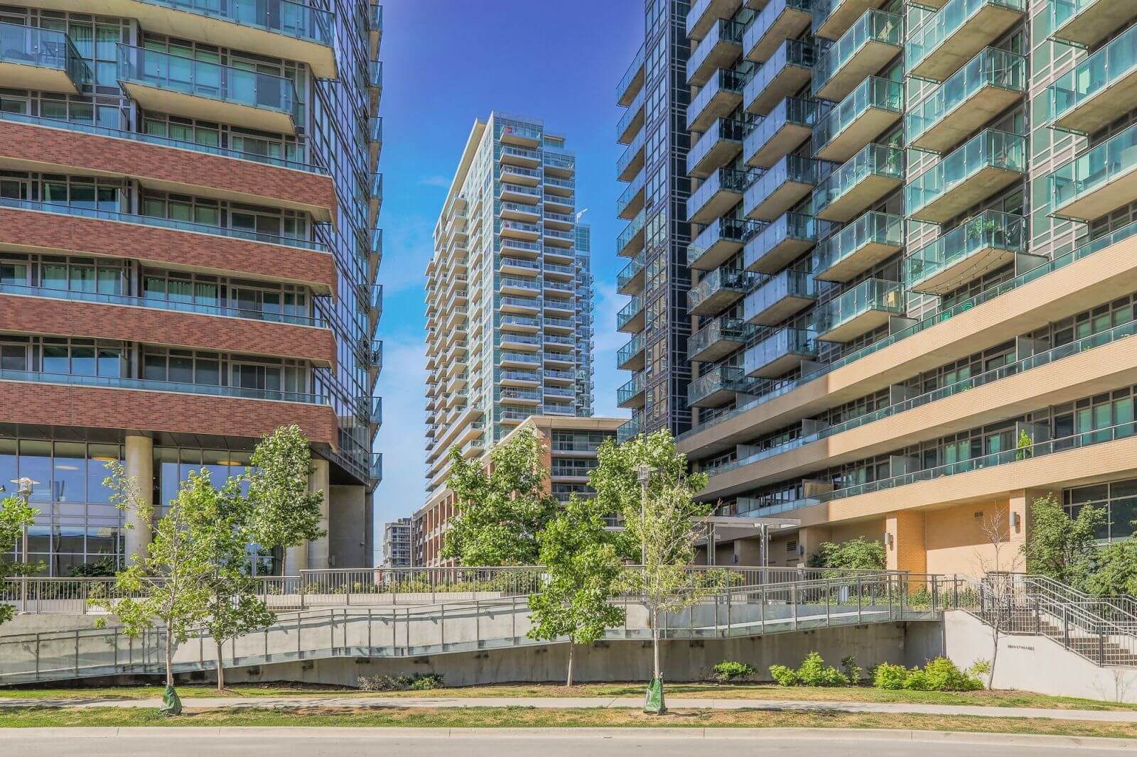liberty village condos and townhomes for sale or rent