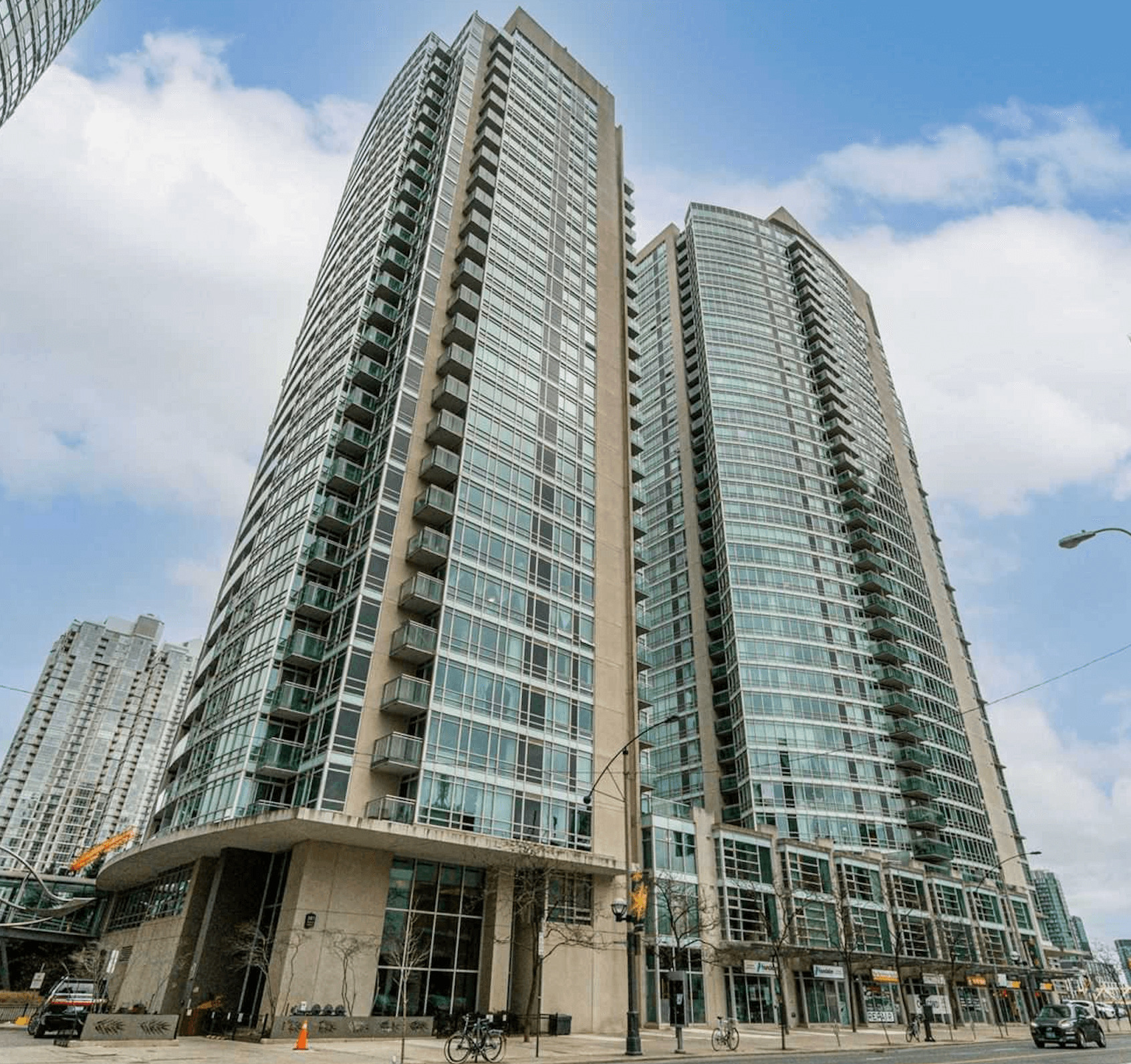 381-397 Front St W Apex Condos building