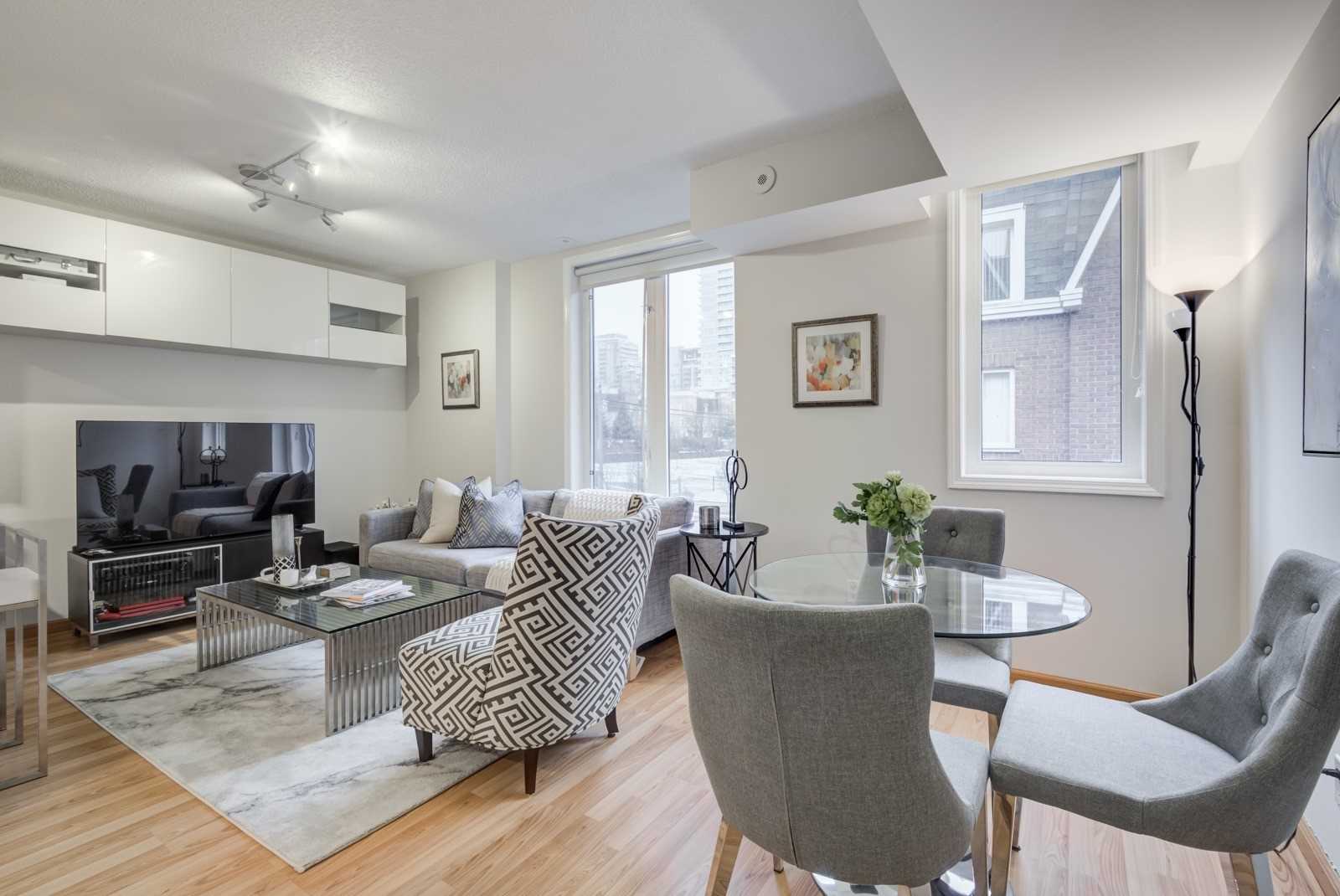 dining living room townhouse condo for sale