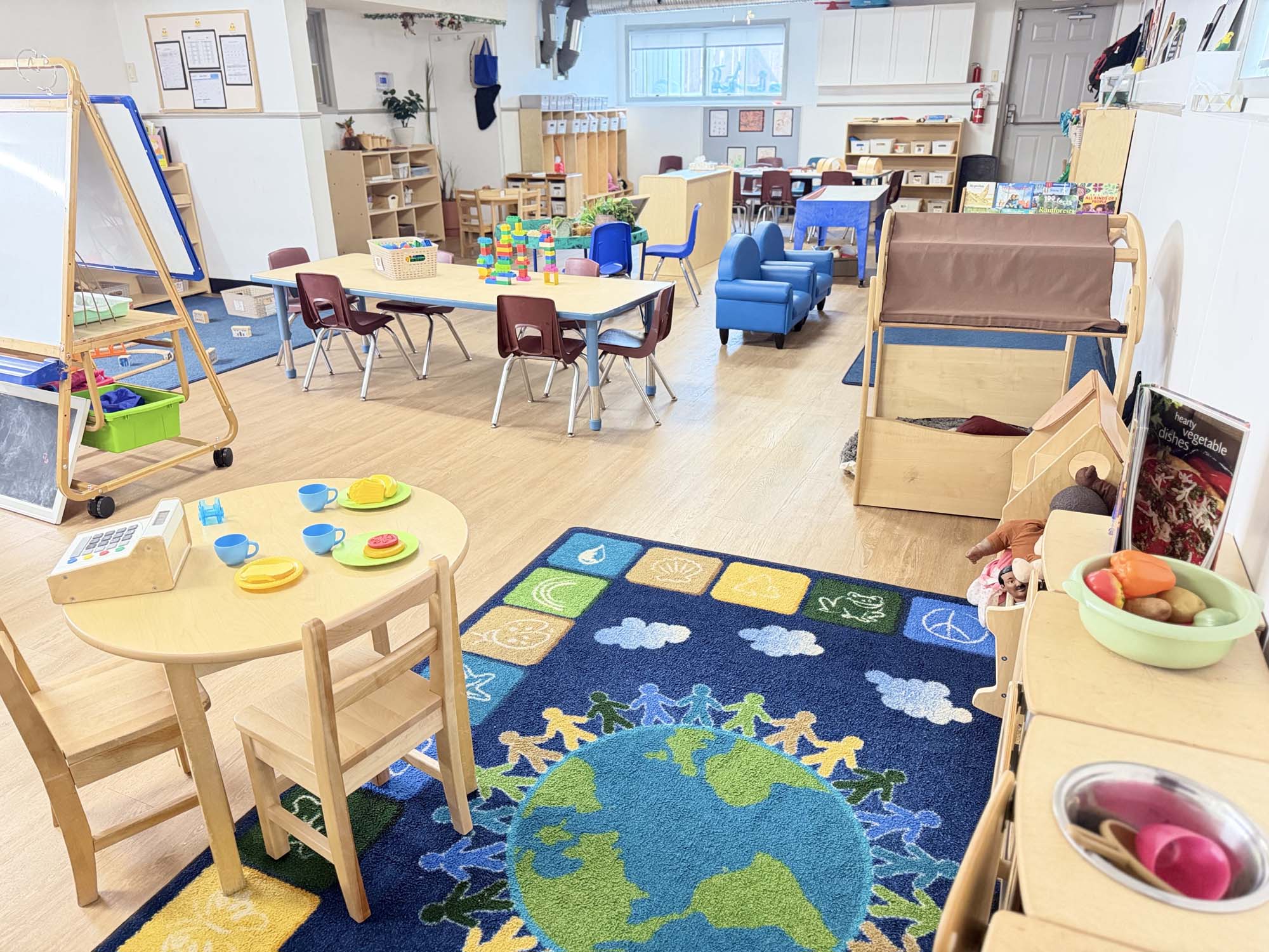 Leaside Toronto - Best Neighbourhood for Working Parents (Get on the Daycare Waitlist Now!) 2 Leaside Toronto daycare interior