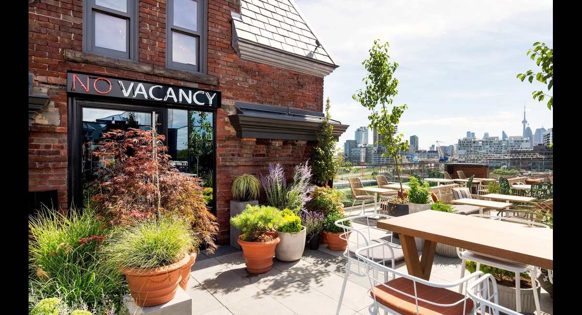 Leslieville: Toronto's Best Neighbourhood for Couples 2 Leslieville Toronto neighbourhood amenities