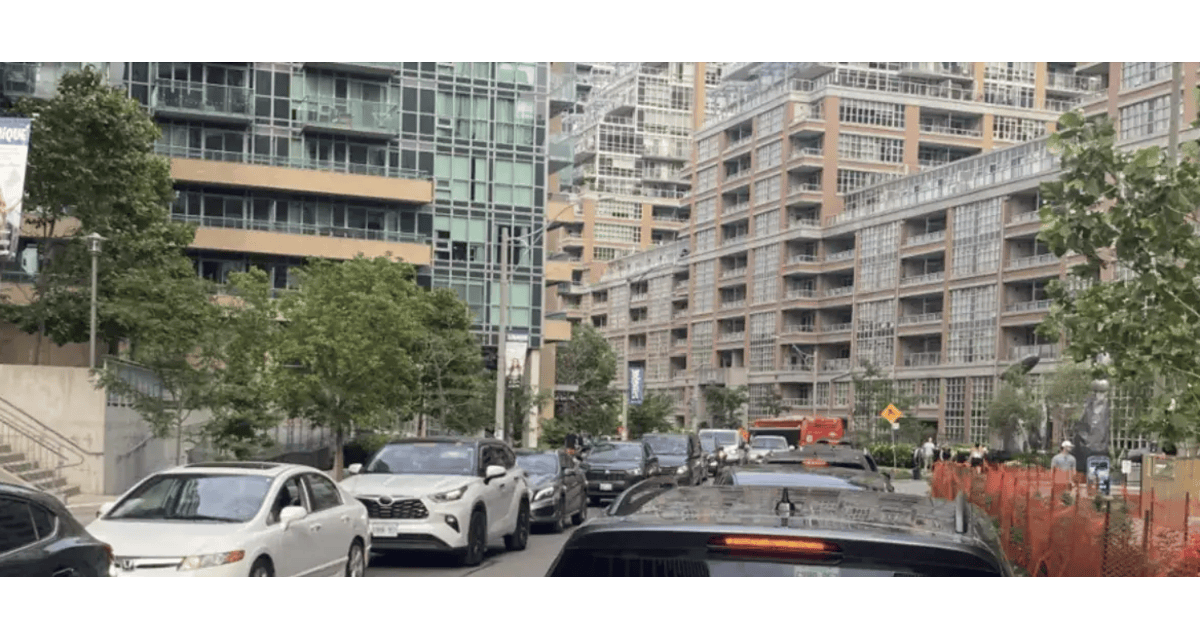 Liberty Village Toronto: The Best Neighbourhood for Commuters (Technically. Theoretically. Aspirationally.) 2 Liberty Village Toronto neighbourhood commuters