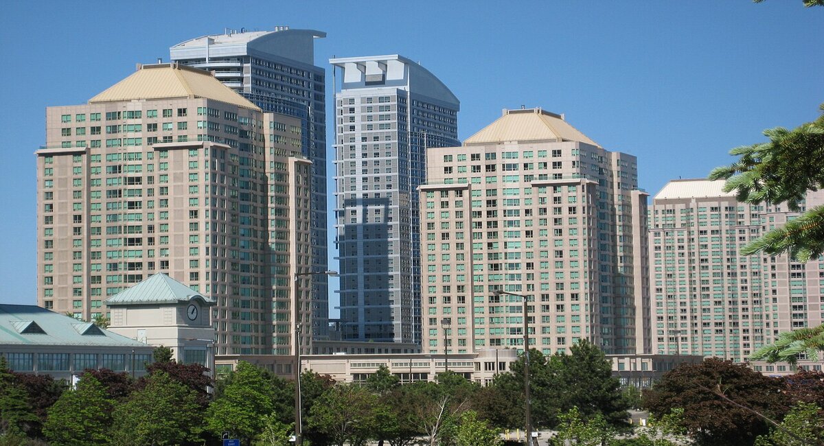 Scarborough Toronto - Best Neighbourhood for New Canadians 1 Scarborough Toronto Condo Buildings