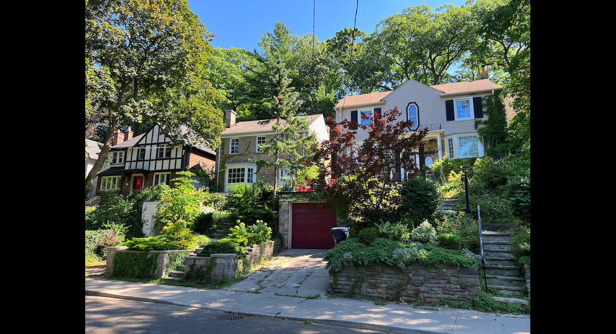 The Beaches Toronto neighbourhood homes