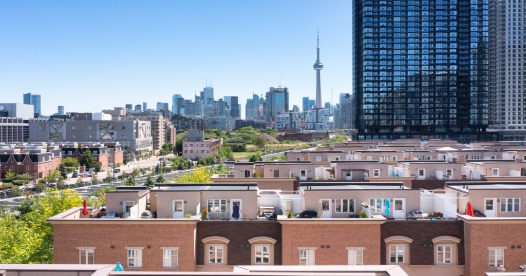 Toronto townhomes rooftop view