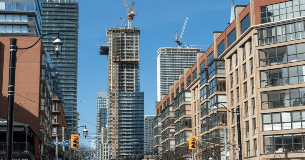 How Much Does a Condo Cost in Toronto? A 2025 Buying Guide for Homebuyers 2 Toronto condos for sale downtown view