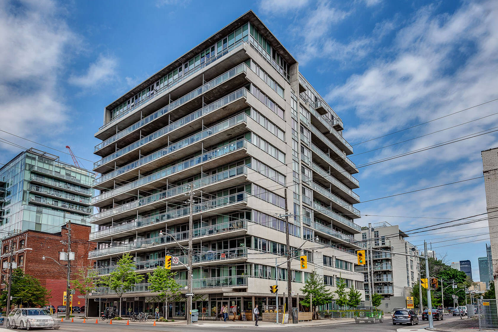 Zed Lofts 38 Niagara St condo building exterior