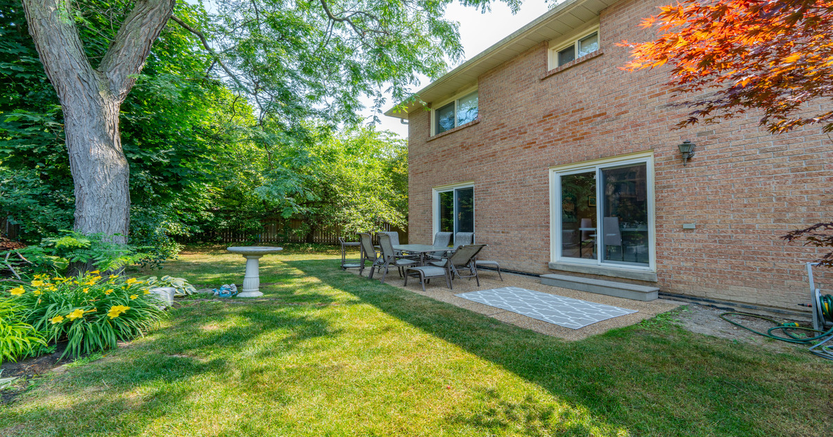 house for sale backyard view
