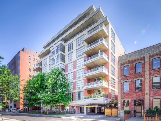 Quad Lofts 19-23 Brant St exterior building