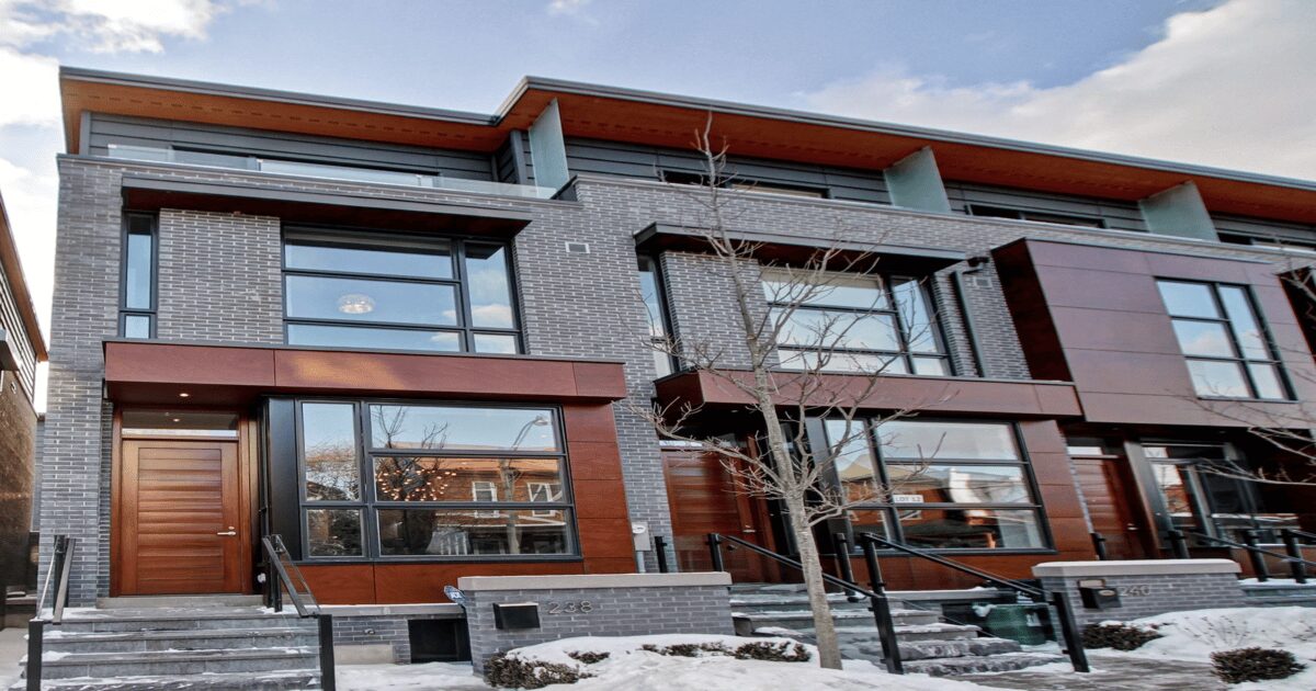 Toronto townhomes front yard